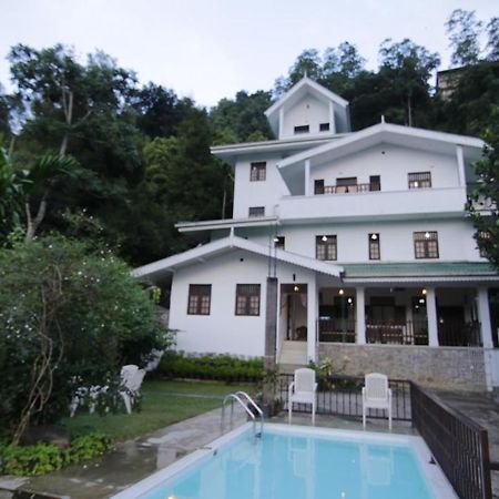 Muduna Walawwa Resort Kandy Exteriör bild