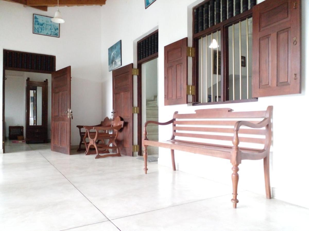 Muduna Walawwa Resort Kandy Exteriör bild