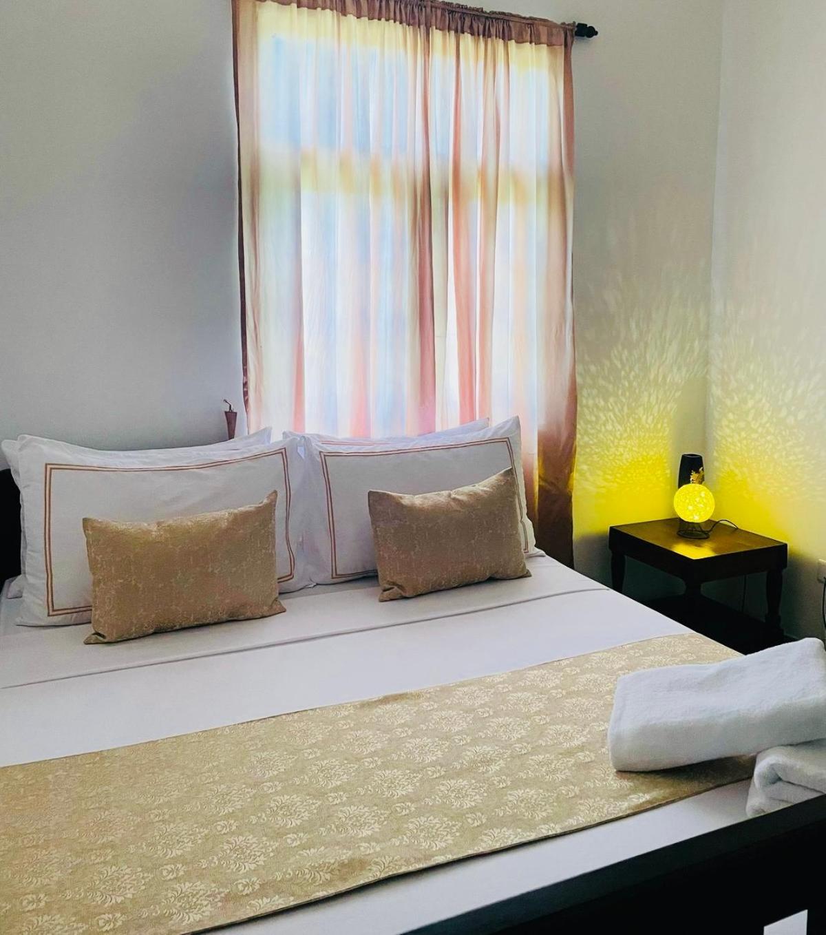 Muduna Walawwa Resort Kandy Exteriör bild